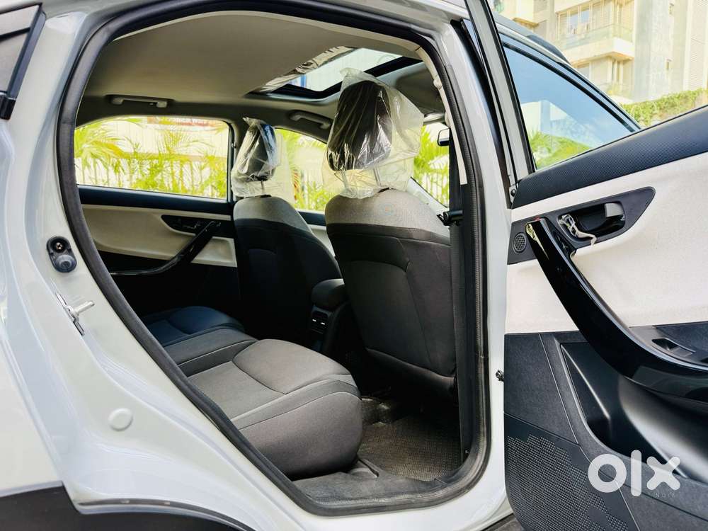 Tata Nexon Creative Plus S 1.5 Revotorq Diesel 6 Amt, 2025, Diesel