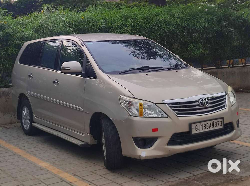 Toyota Innova 2.5 V 7 Str, 2012, Diesel