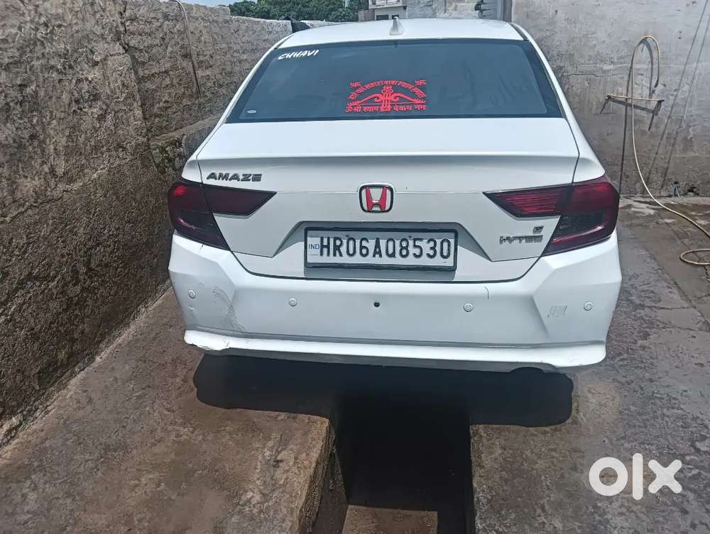 Honda Amaze 2nd 2018.  Koi Kami Ni Gadi Me. Halki Fulki Scratches Hai