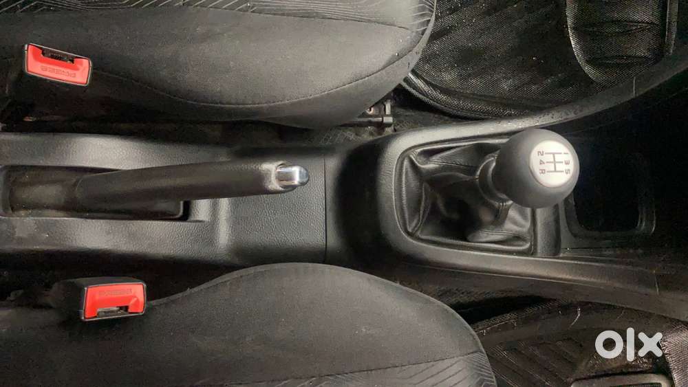 Maruti Suzuki Swift 2011-2014 Vxi, 2013, Petrol