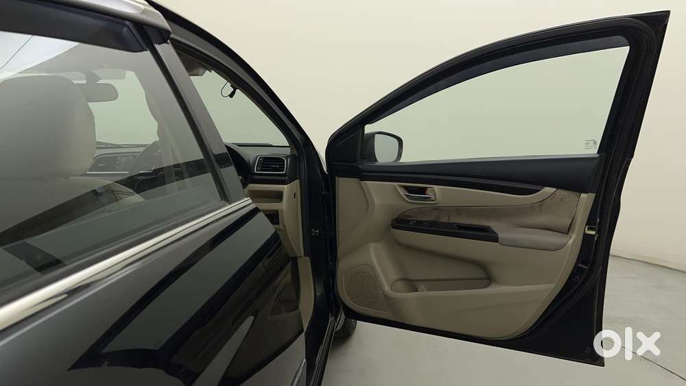 Maruti Suzuki Ciaz 2014-2017 Vxi Plus, 2015, Petrol