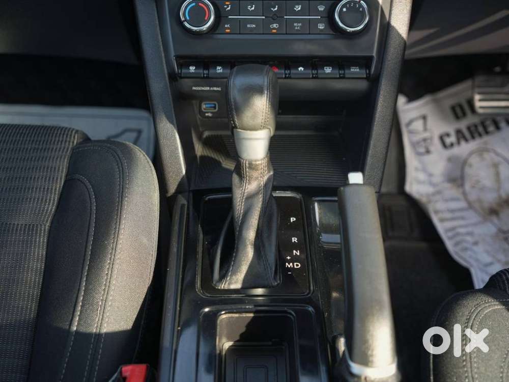 Mahindra Xuv700 2.2 Ax 5 Diesel At 7 Str, 2024, Diesel