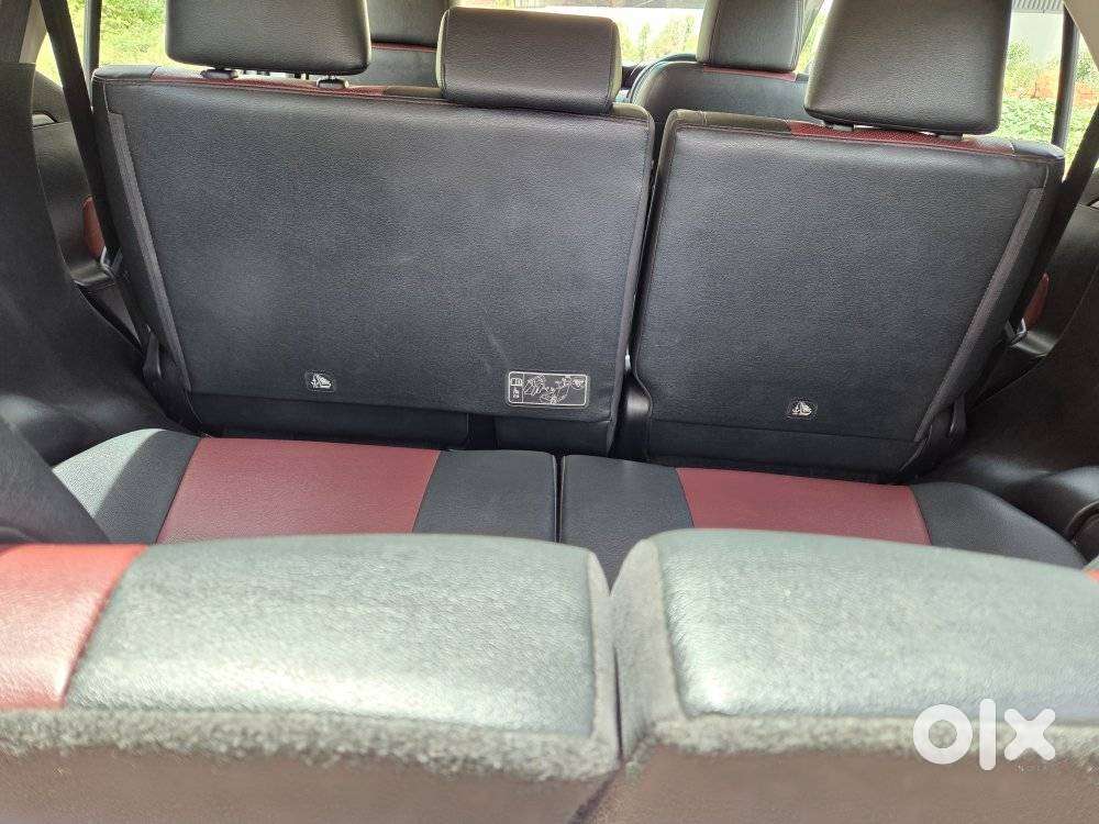 Toyota Fortuner Legender 4X2 AT 2.8, 2023, Diesel