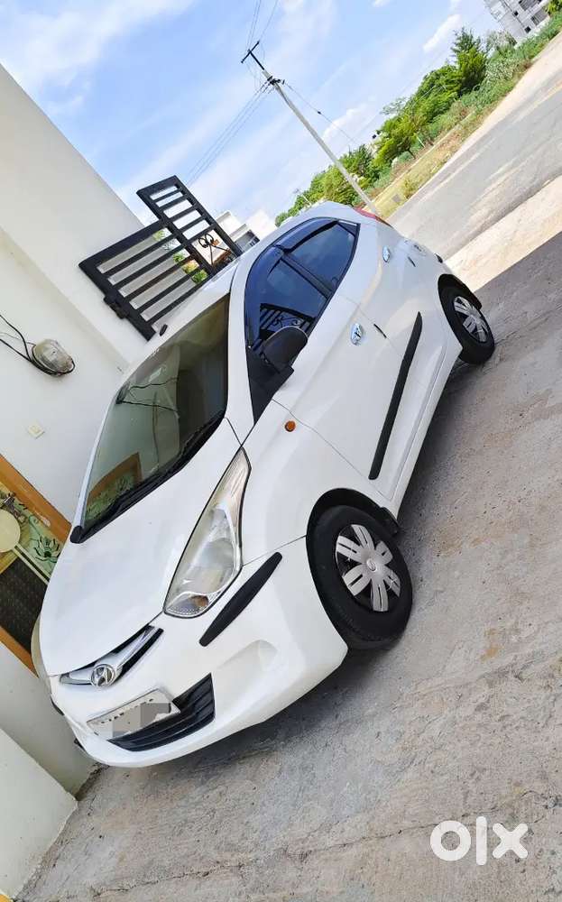 Hyundai Eon Era 2nd Owner 2016
