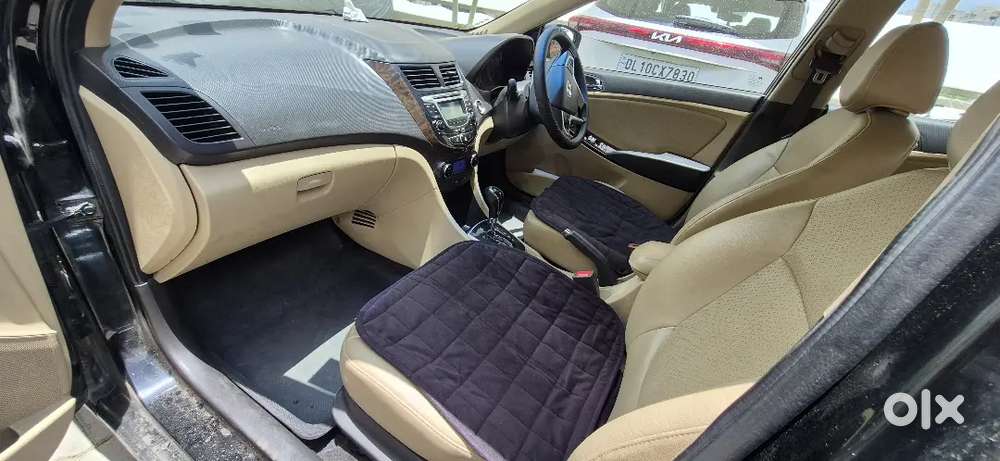 Well Maintained Hyundai Automatic Cng  Low Driven  Showroom Serviced