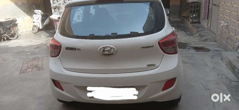 Grand I10 Magna 2014 - 1st Owner , 73k Km , Cng And Petrol
