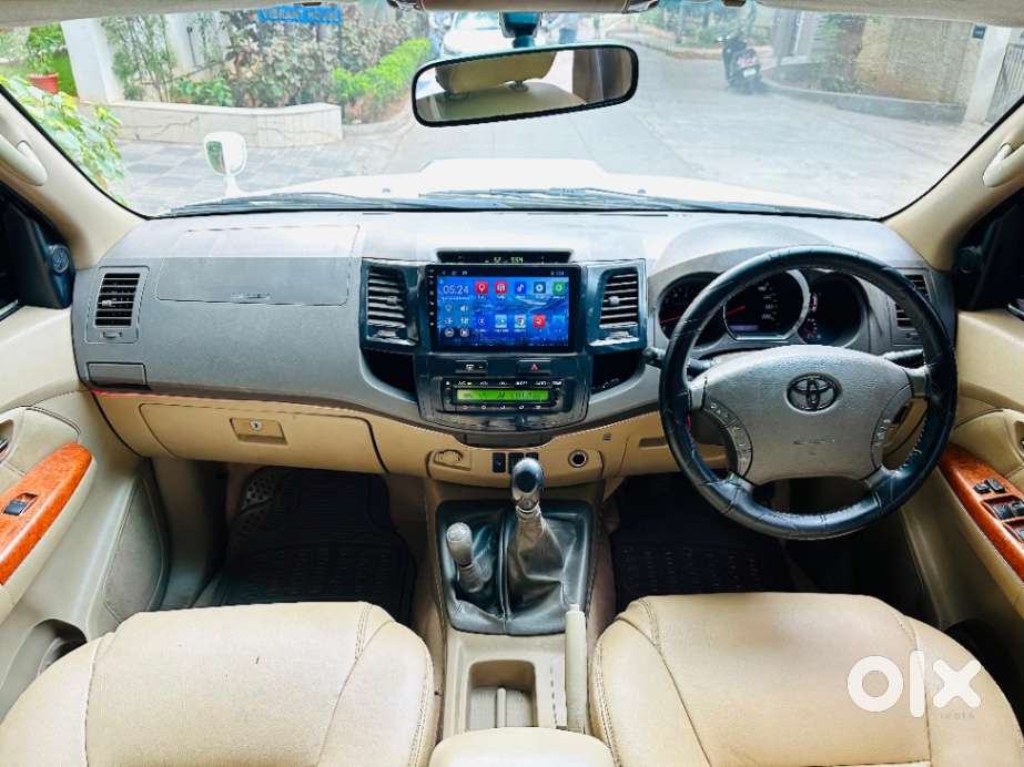 Toyota Fortuner 3.0 4x4 Manual, 2010, Diesel