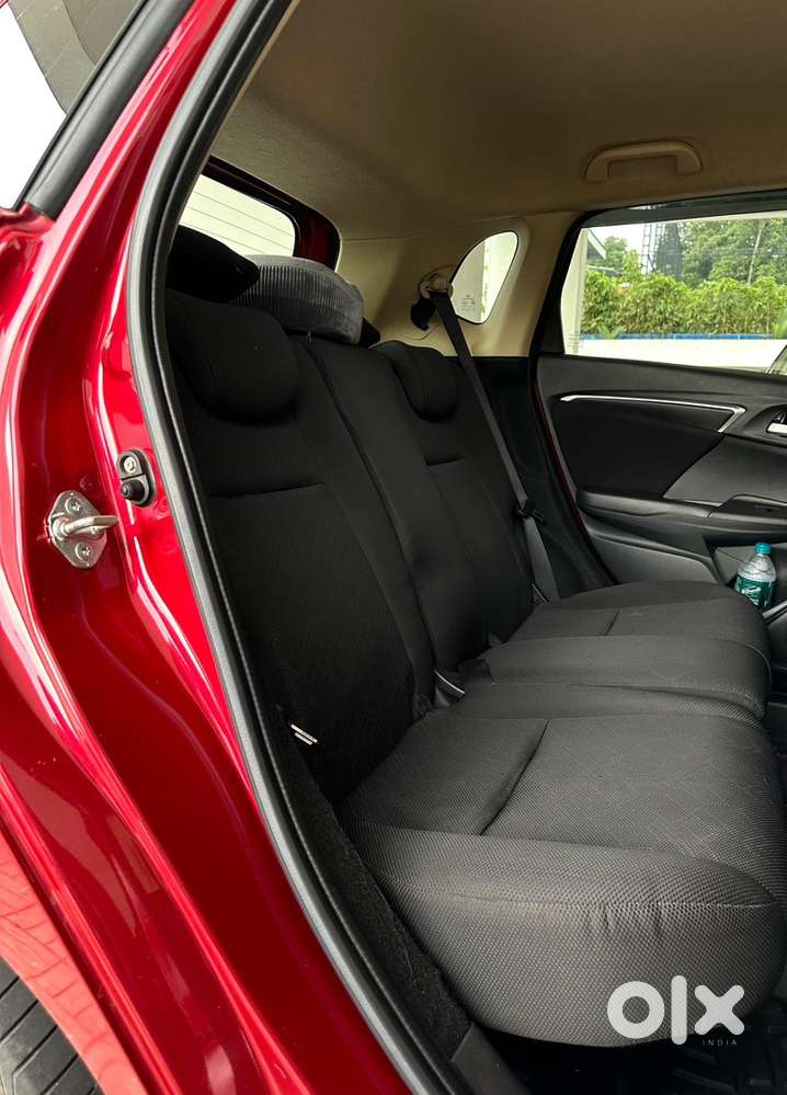Sparingly Used Honda Jazz Diesel 2019 Topend