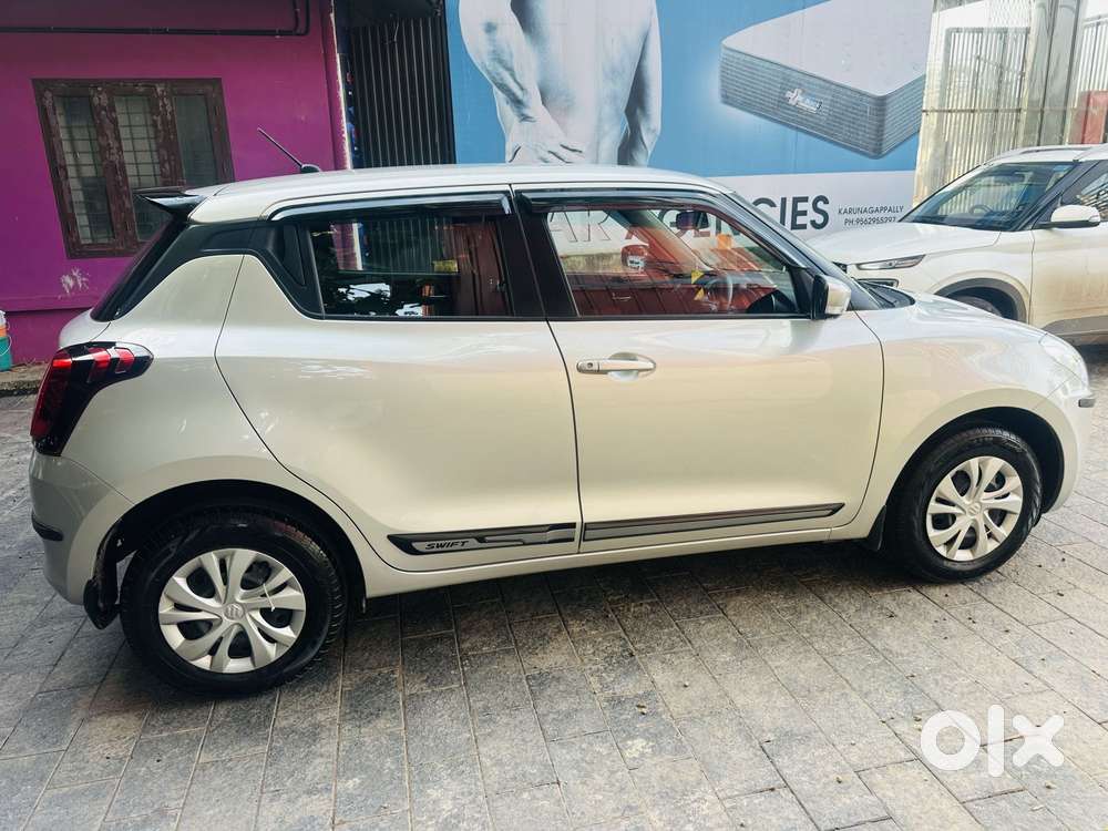 Maruti Suzuki Swift Amt Vxi, 2022, Petrol