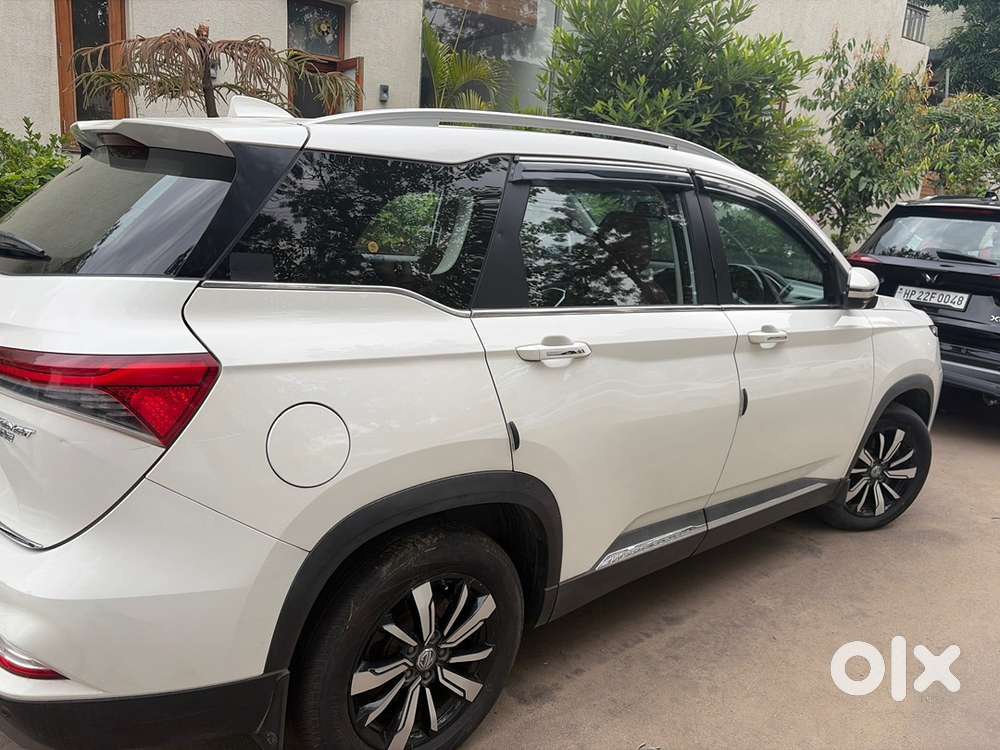 Mg Hector Plus 2020 Petrol 44000 Km Driven