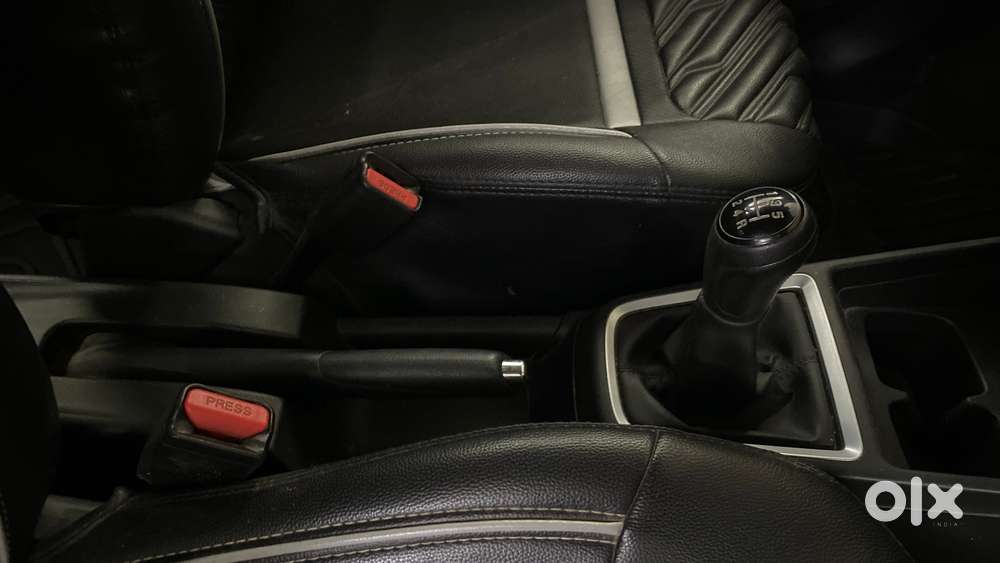 Maruti Suzuki Swift Vvt Vxi, 2022, Petrol