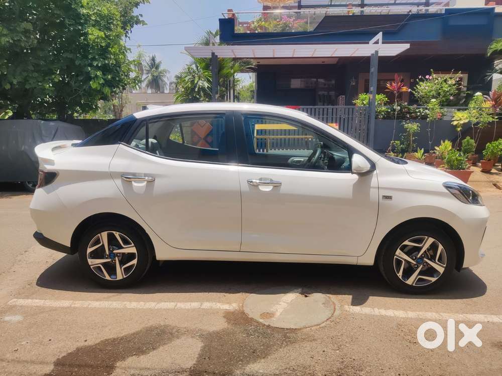Hyundai Aura Sx 1.2 (o) Petrol, 2024, Petrol