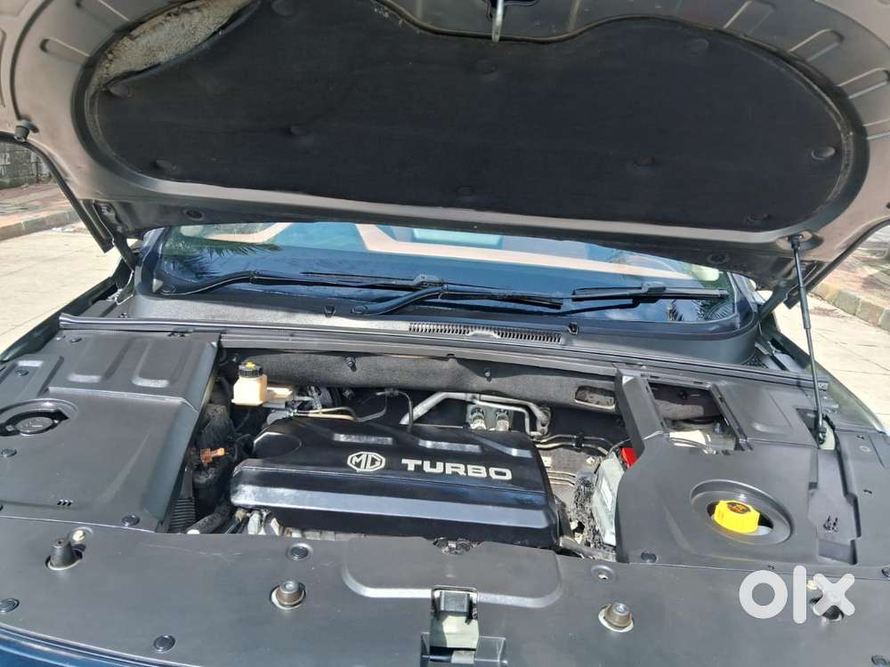 Mg Hector Plus Savvy Pro 1.5 Turbo Petrol Cvt 6 Str, 2023, Petrol