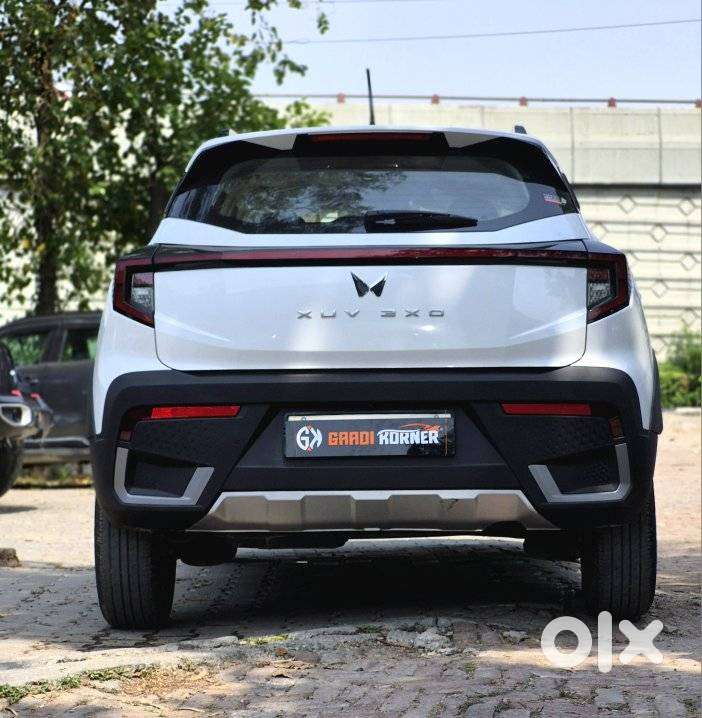 Mahindra Xuv 3xo Ax5 Ds Mt, 2025, Diesel
