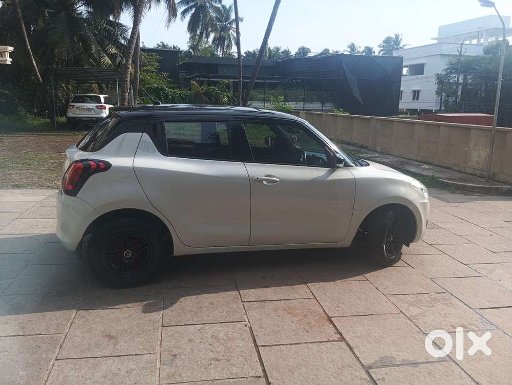 Maruti Suzuki Swift 2021 Petrol 62000 Km Driven