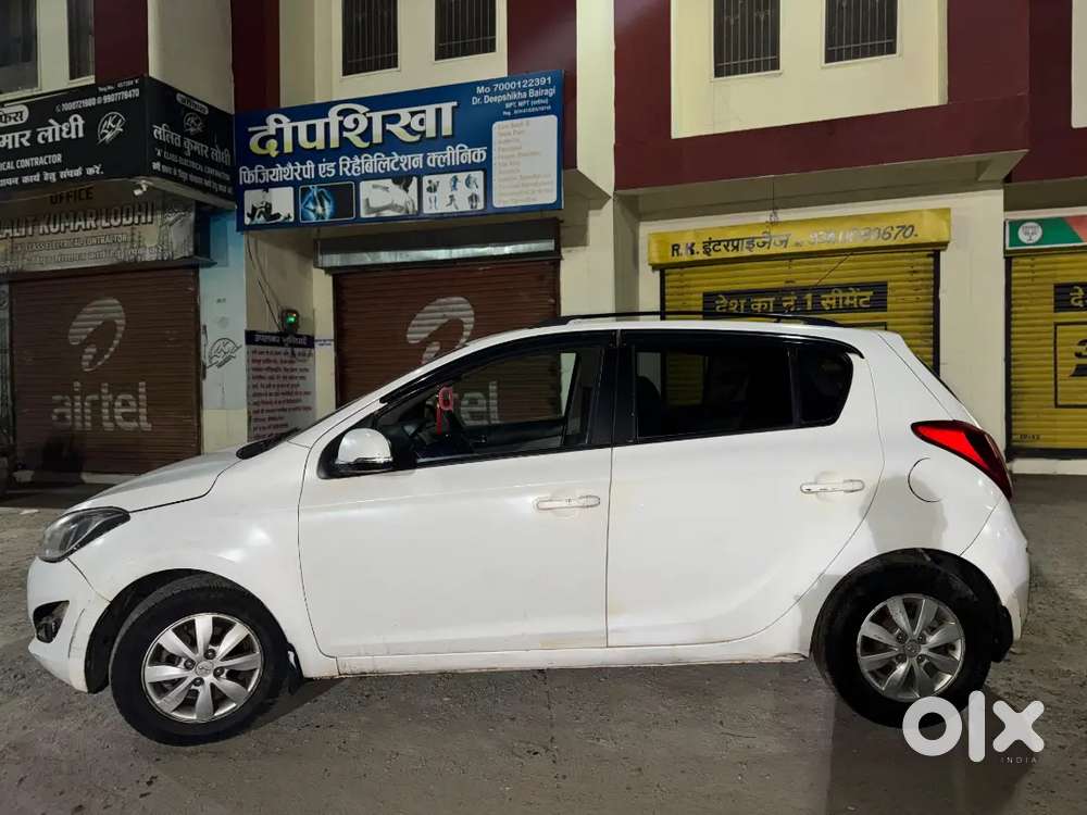 Hyundai I20 2012 Diesel Good Condition 25kmpl Milage