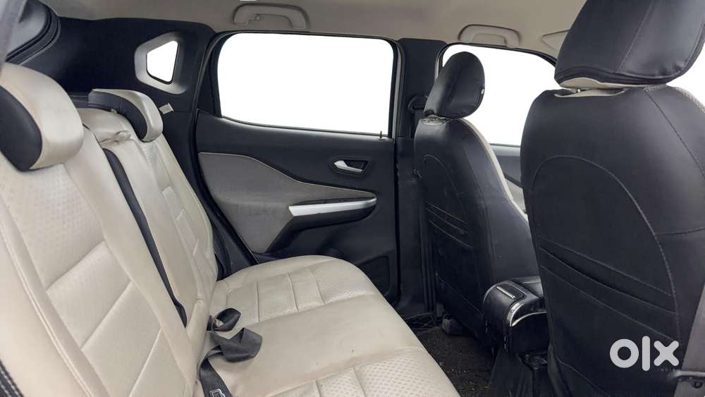 Nissan Magnite 1.0 Xv, 2021, Petrol