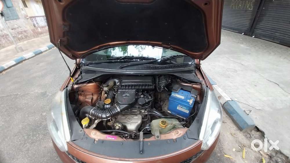 Tata Tigor Xe, 2018, Petrol