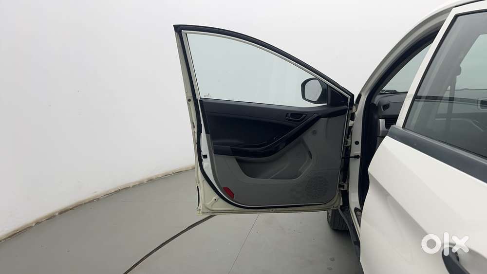 Tata Nexon 1.2 Revotron Xm, 2018, Petrol