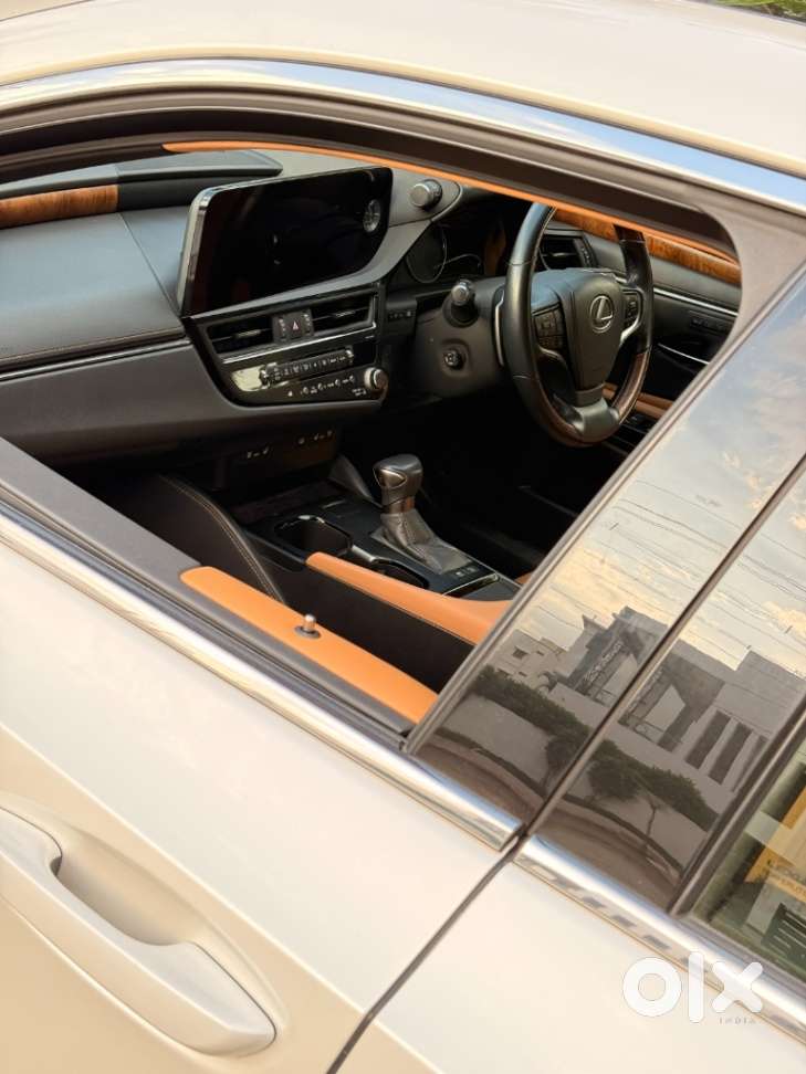 Lexus Es 300h Exquisite, 2023, Petrol
