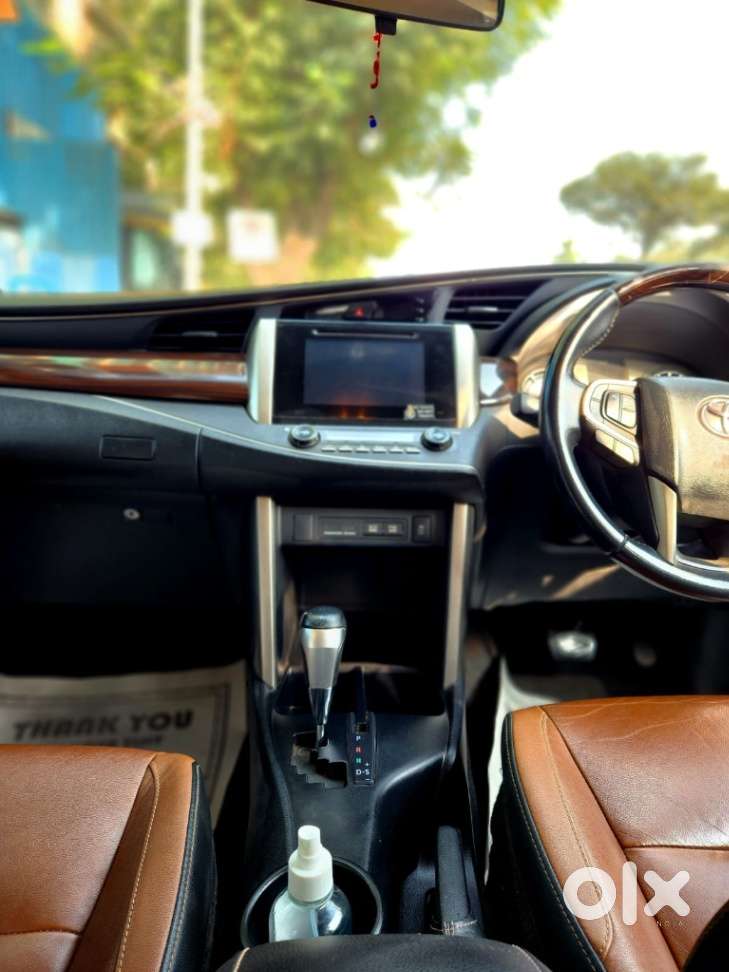 Toyota Innova Crysta