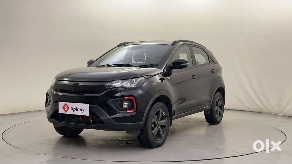 Tata Nexon 1.2 Revotron Xz Plus Luxs Red Dark Edition Amt, 2023, Pet..