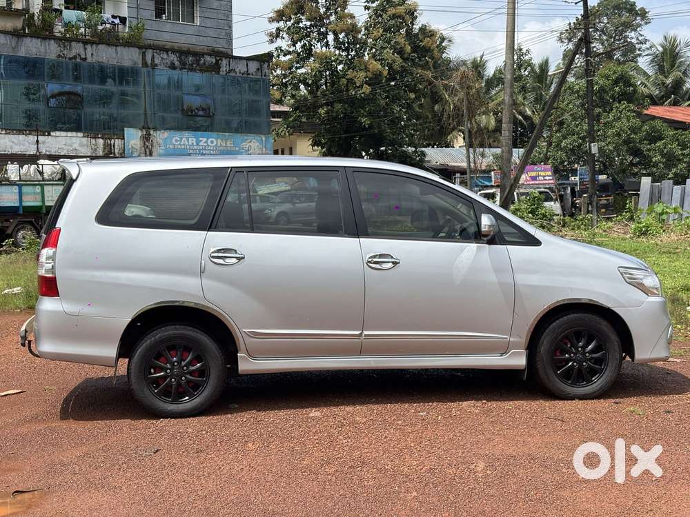 Toyota Innova 2.5 Vx (diesel) 8 Seater, 2014, Diesel