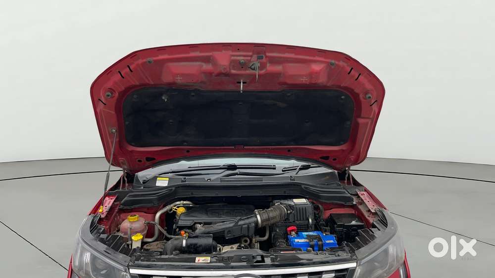 Mahindra Xuv300 W8, 2019, Petrol