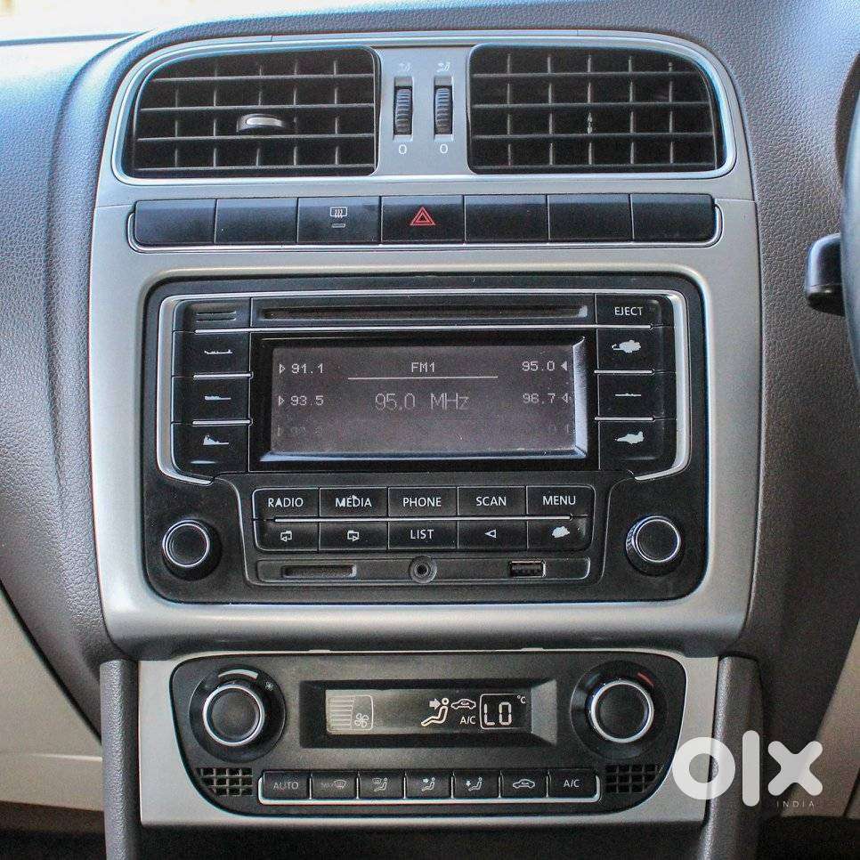 Volkswagen Vento 2010-2013 Petrol Highline, 2015, Petrol