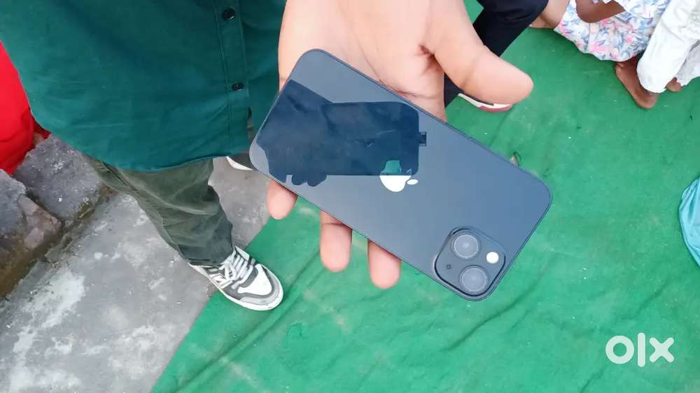 I Phone 13