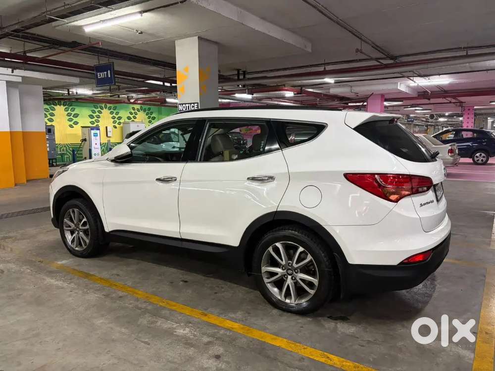 Hyundai Santafe Automatic 2015 Model