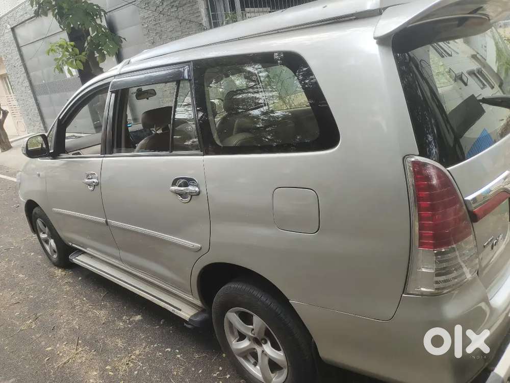 Toyota Innova 2007 8str