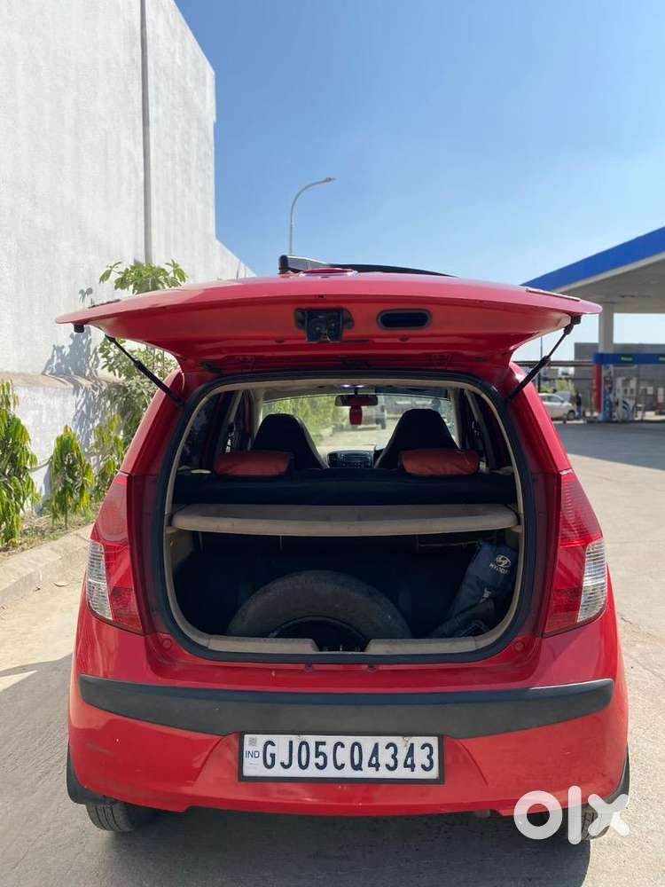 Hyundai I10 2011 Cng & Hybrids 72000 Km Driven