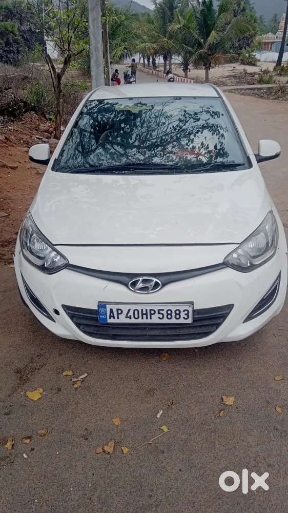 Hyundai I20 2012 Diesel 140000 Km Driven
