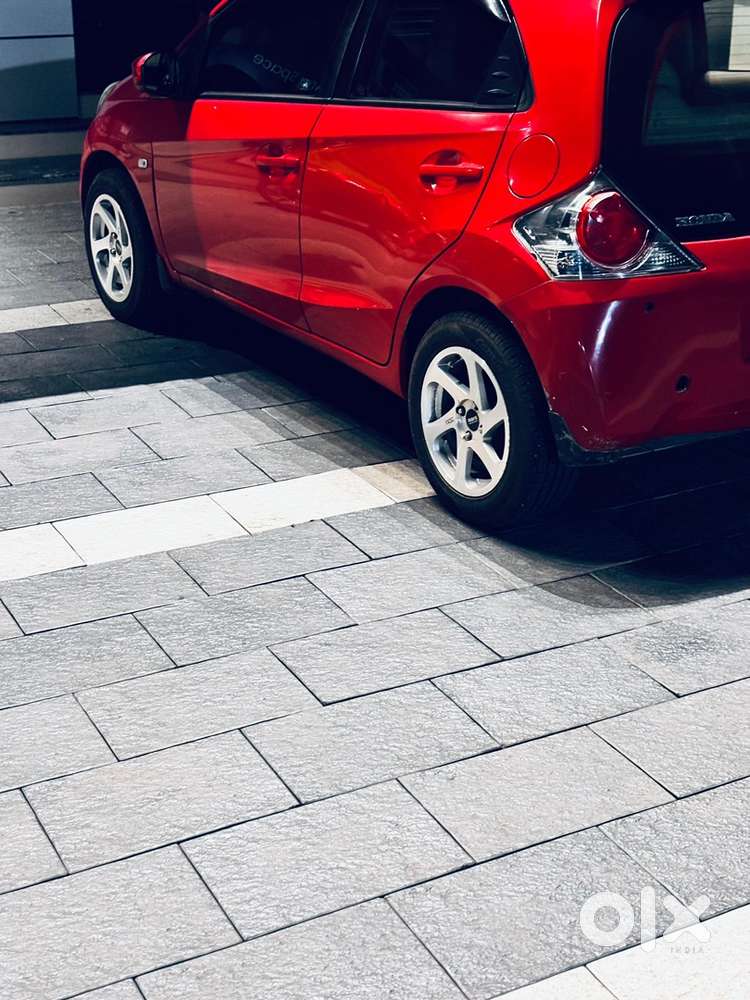 Honda Brio Petrol 2013