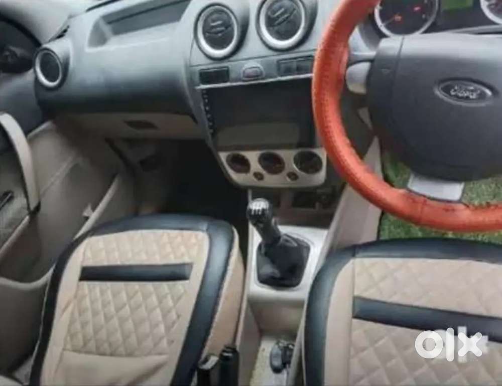 Ford Fiesta 2015 Diesel 88000 Km Driven