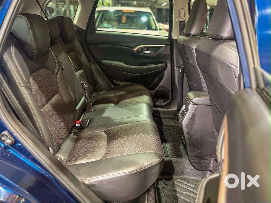 Maruti Suzuki Vitara Brezza G Smart Hybrid Alpha, 2023, Petrol