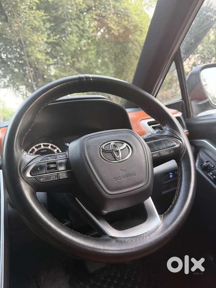 Toyota Innova Hycross 2.0 Gx 7 Str, 2023, Petrol