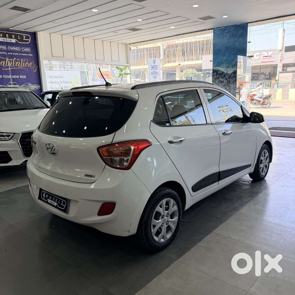 Hyundai Grand I10 Sportz (o) 1.2 At Vtvt, 2014, Petrol