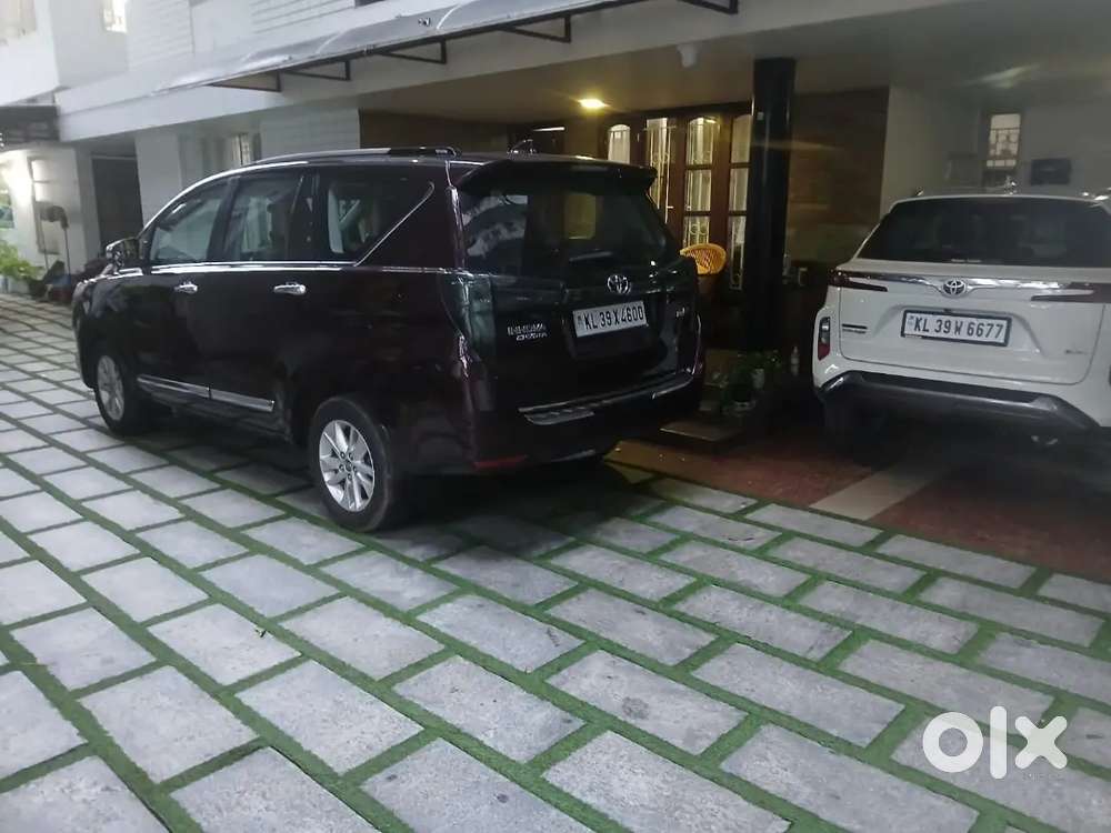 2017 Z Auto.family Using.(delhi Re)frm Toyota Showroom U Trust Delhi.