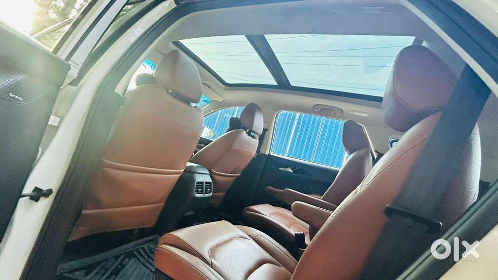 Mg Hector Plus Sharp Pro 2.0 Turbo Diesel 6 Str Dual Tone, 2021, Die..