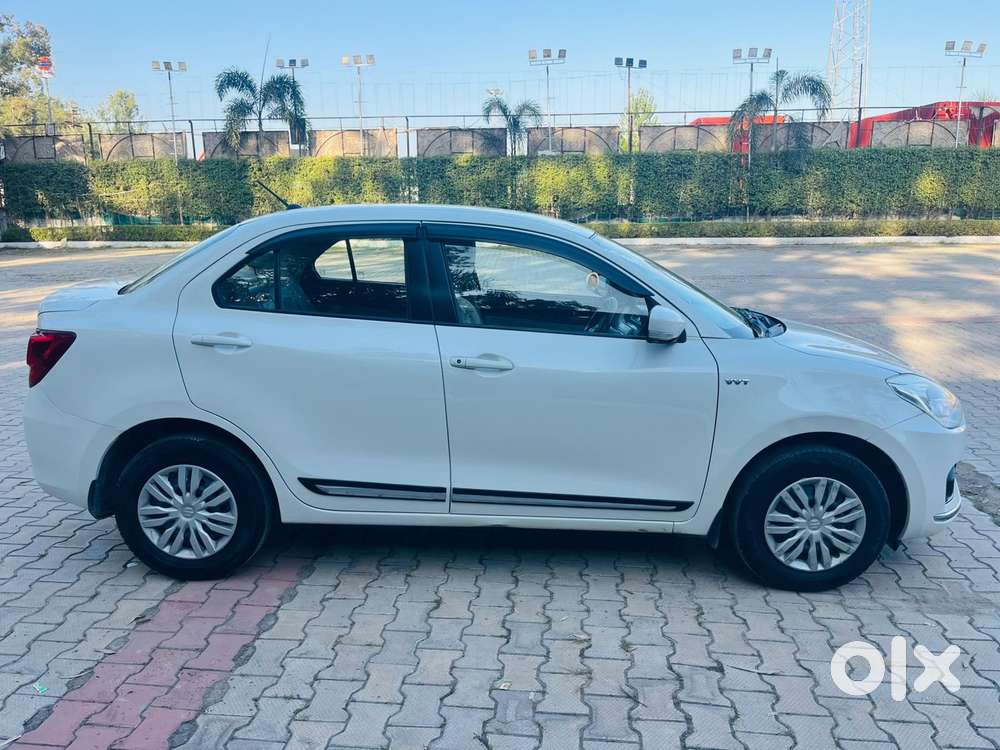 Maruti Suzuki Dzire 1.2 Vxi, 2019, Petrol