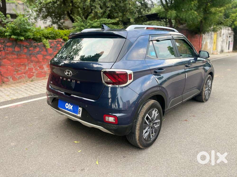 Hyundai Venue Sx Mt, 2021, Petrol