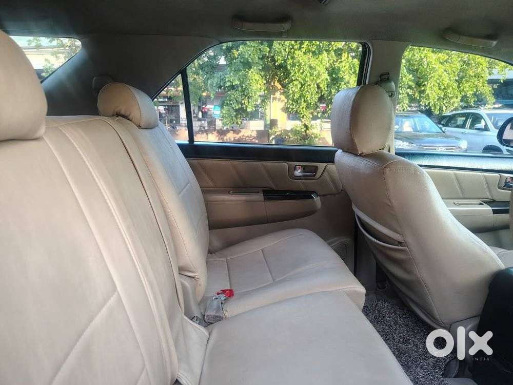 Toyota Fortuner 3.0 4x2 Automatic, 2014