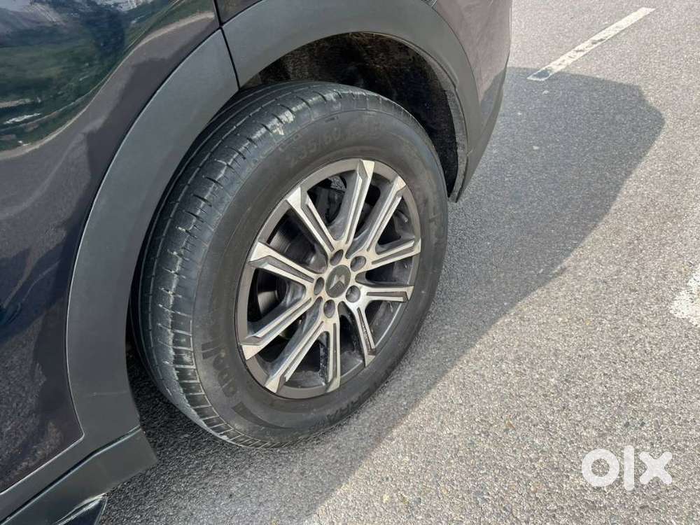 Mahindra Xuv700 2.0 Ax 7 Petrol At Luxury Pack Str, 2023, Petrol