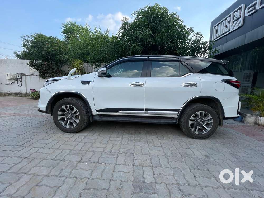 Toyota Fortuner Legender 4x2 At 2.8, 2024, Diesel