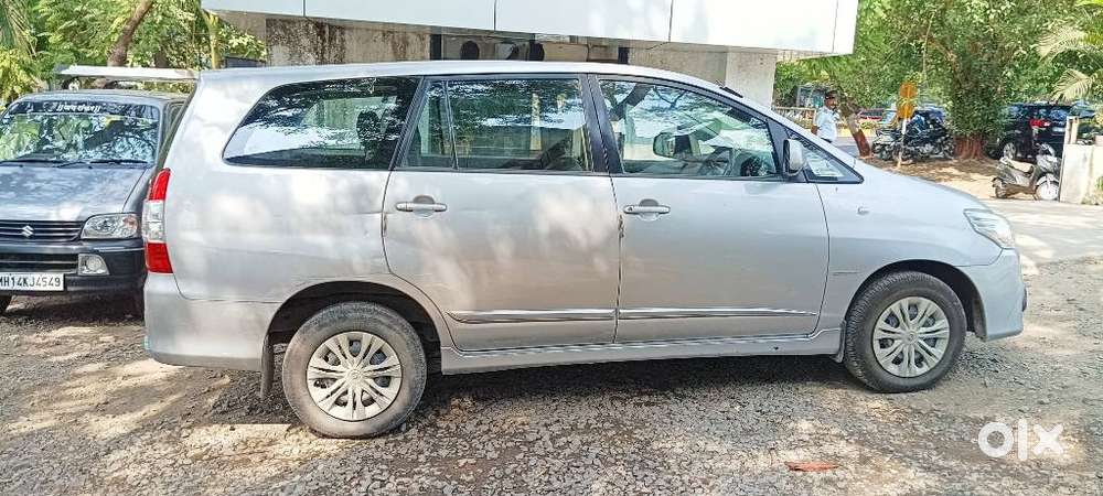 Toyota Innova 2.5 E, 2015, Diesel
