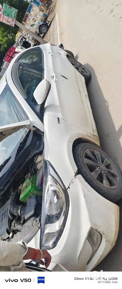 Hyundai Verna 2012 Model