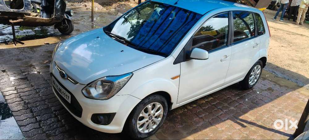 Ford Figo Titanium Duratorq 2012