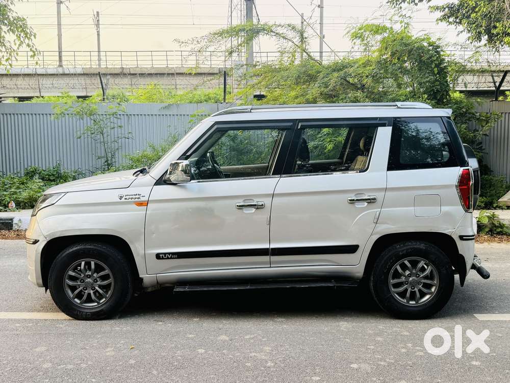 Mahindra Tuv 300 T10 Opt, 2019, Diesel